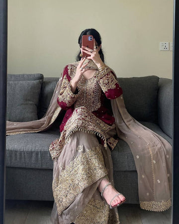 Karachi dresses π