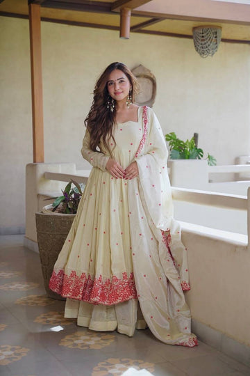 Full Flair Anarkali