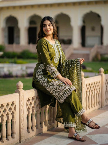 EID SPECIAL ( KASHMIRI DRESS )