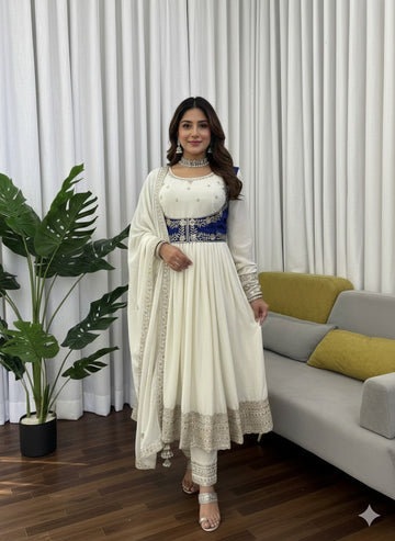 Trendy koti Anarkali